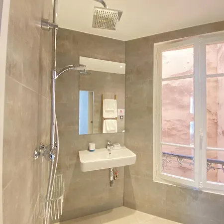 Charm & Comfort - Heart Of Montmartre Appartamento